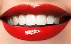 井川里予和别人打扑克牌视频在哪里能看